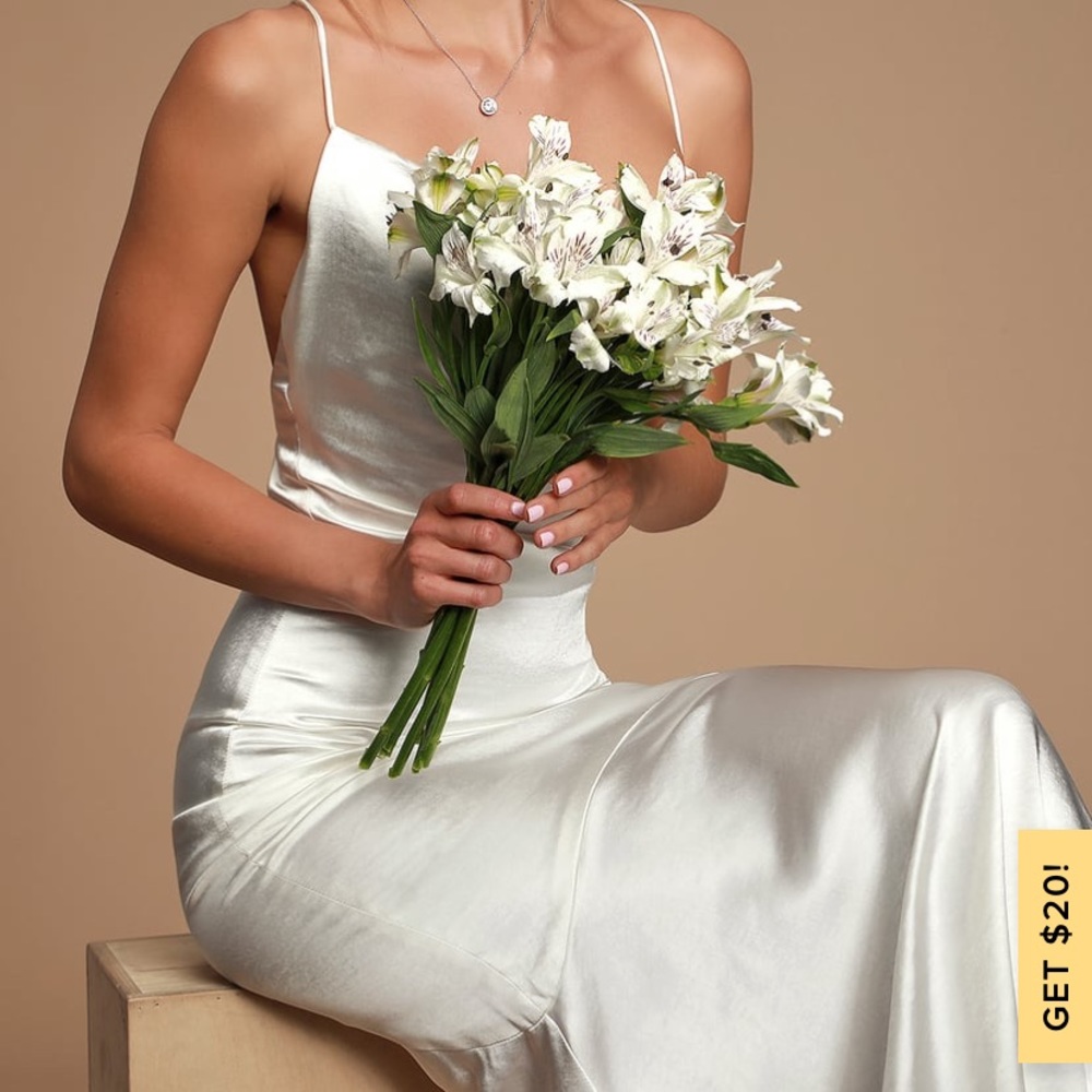 Simple sexy wedding dress